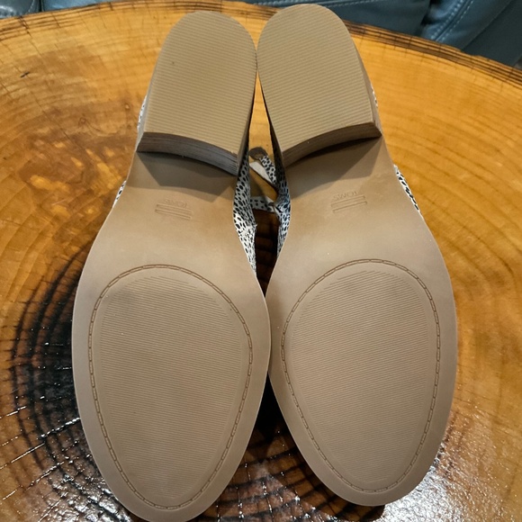 TOMS Women's Lea Cheetah Cut-Outs Zippered Casual Ankle Boots Women’s Si… - Picture 7 of 13